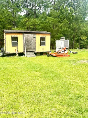 $329,000 | 3984 Pocosin Road, Lake Waccamaw, NC 28450