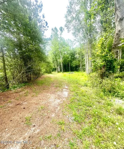 $329,000 | 3984 Pocosin Road, Lake Waccamaw, NC 28450