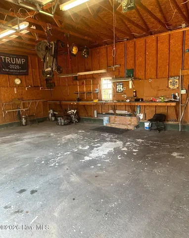 $329,000 | 3984 Pocosin Road, Lake Waccamaw, NC 28450