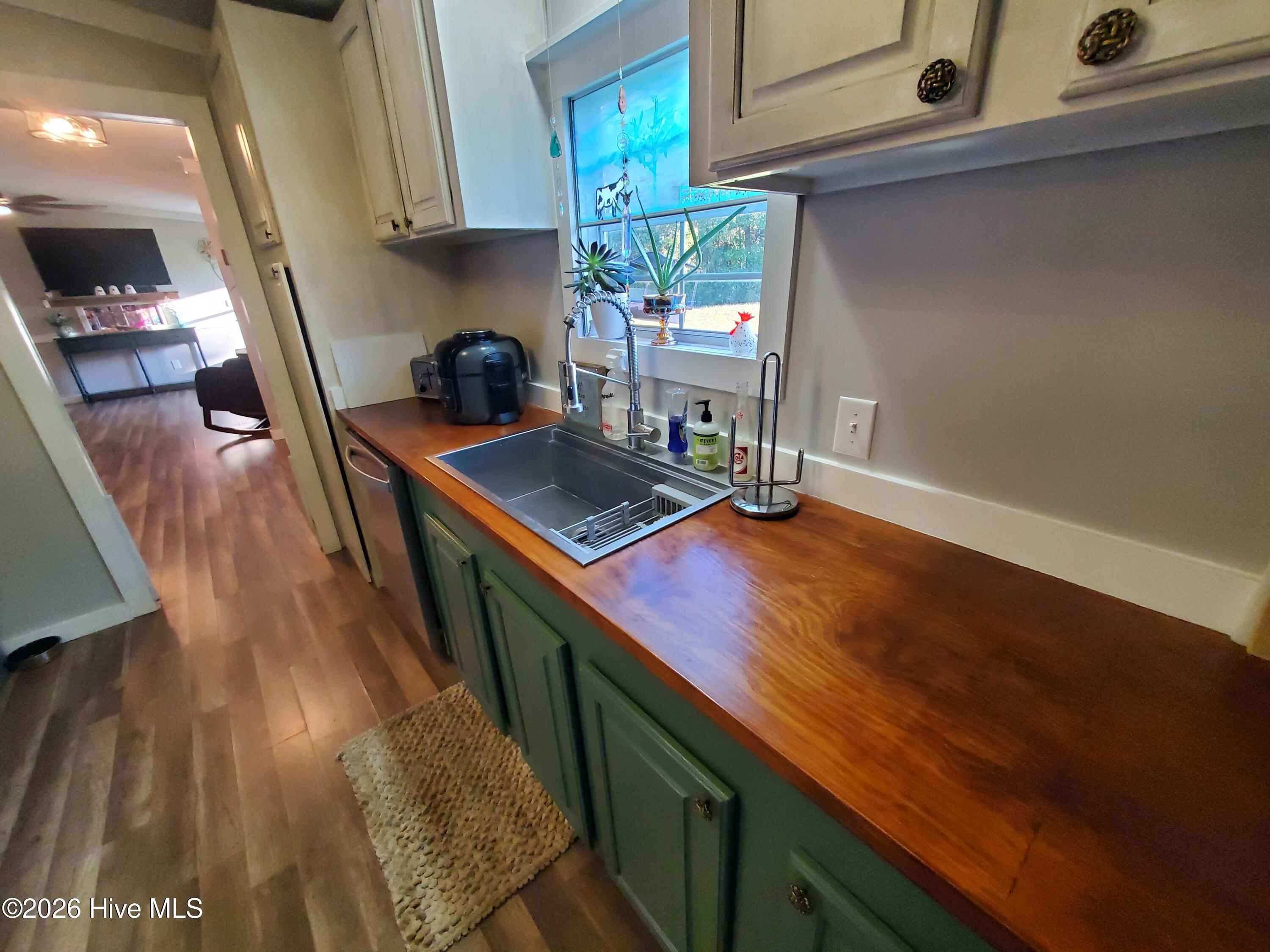 3984 Pocosin Road Lake Waccamaw, NC 28450 - Photo 10 of 56 20251016_173923