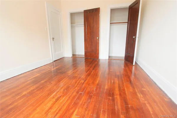 $2,200 | 477 Merrick Road, Lynbrook, NY 11563