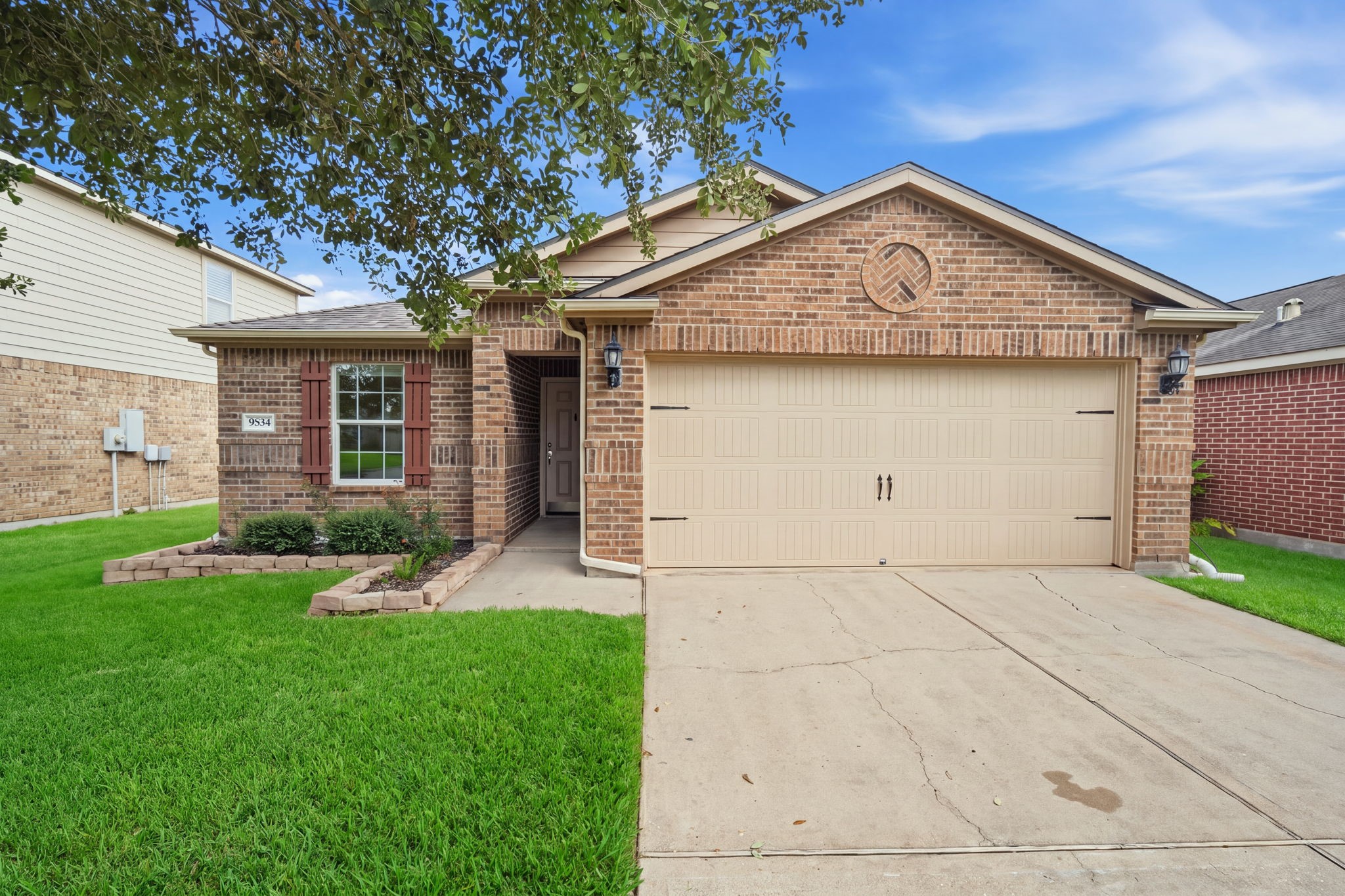 9834 Opal Rock Drive Rosharon, TX 77583 - Photo 1 of 29 Gallery Image 1