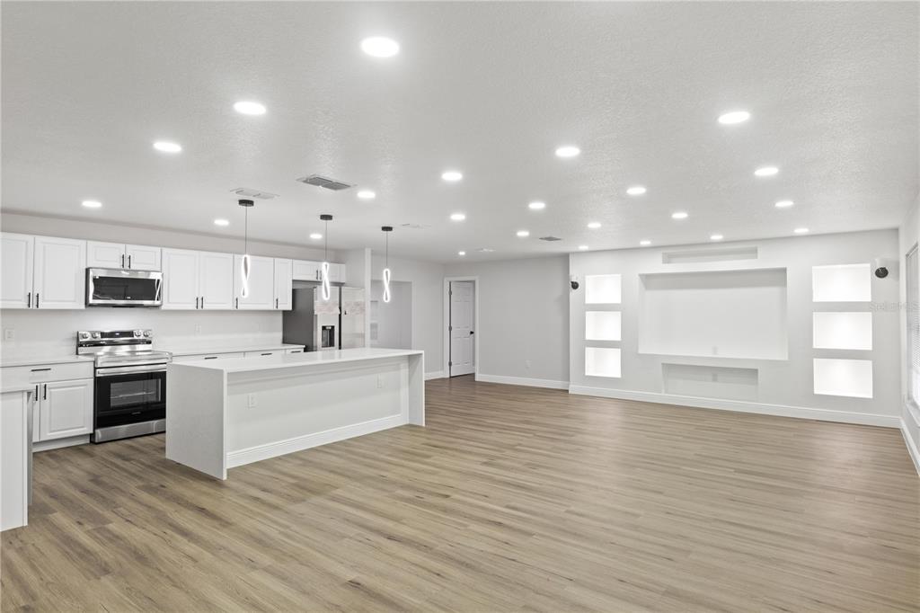 2 Blaine Tree Place Palm Coast, FL 32137 - Photo 3 of 25