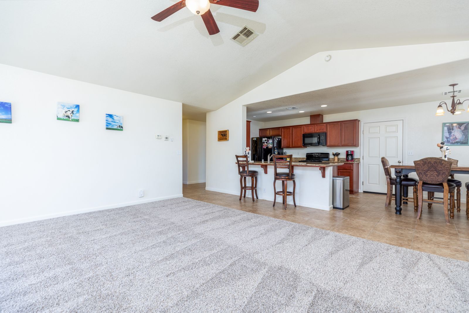 1017 West Willow Avenue Ridgecrest, CA 93555 - Photo 8 of 22 Gallery Image 8