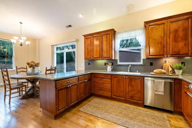 $649,900 | 18777 Sugar Pine Drive South, Pine Grove, CA 95665