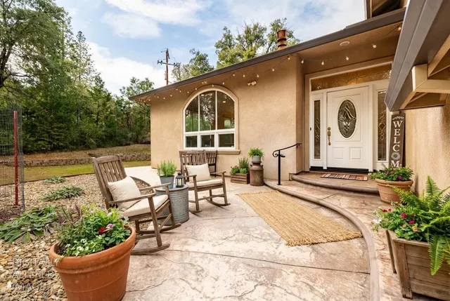 $649,900 | 18777 Sugar Pine Drive South, Pine Grove, CA 95665