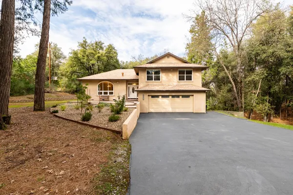 $649,900 | 18777 Sugar Pine Drive South, Pine Grove, CA 95665