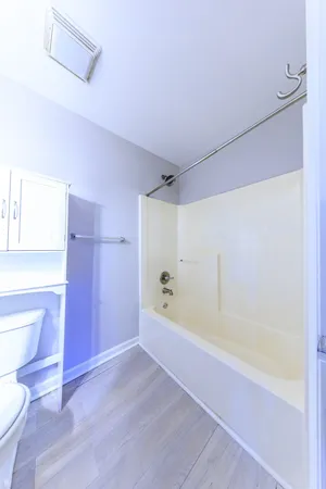 $2,300 | 891 West Sharpe Avenue, Nashville, TN 37206