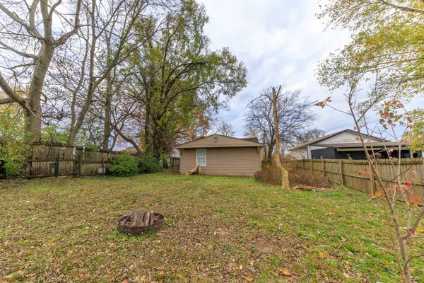 $2,300 | 891 West Sharpe Avenue, Nashville, TN 37206