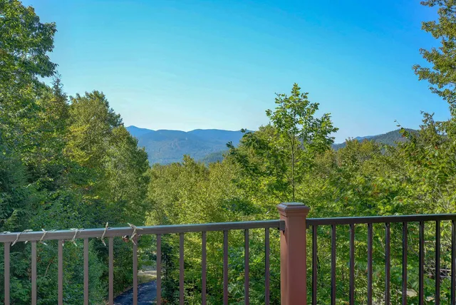 $750,000 | 38 Iron Ledge Road, Bartlett, NH 03838