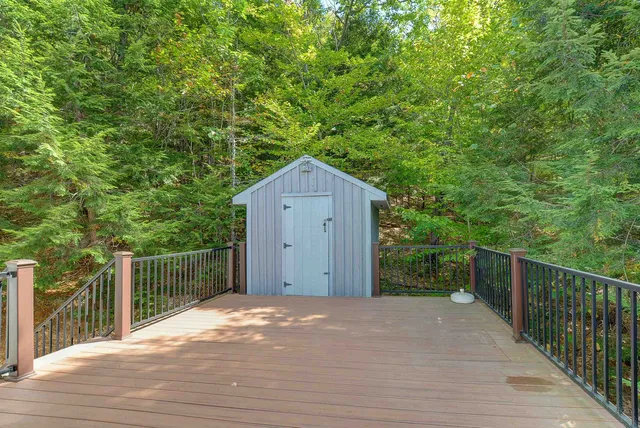 $750,000 | 38 Iron Ledge Road, Bartlett, NH 03838