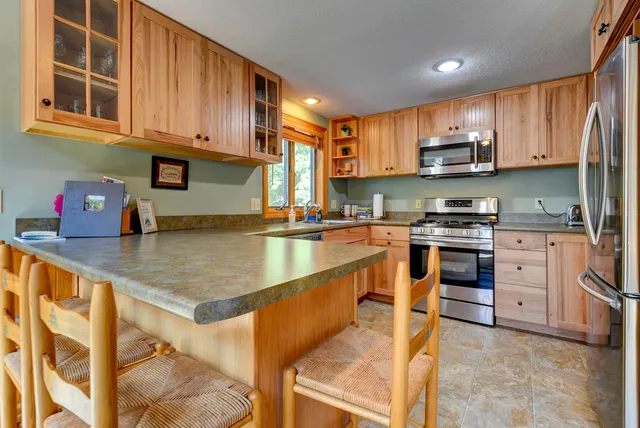 $750,000 | 38 Iron Ledge Road, Bartlett, NH 03838