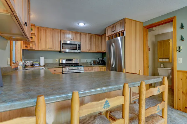 $750,000 | 38 Iron Ledge Road, Bartlett, NH 03838