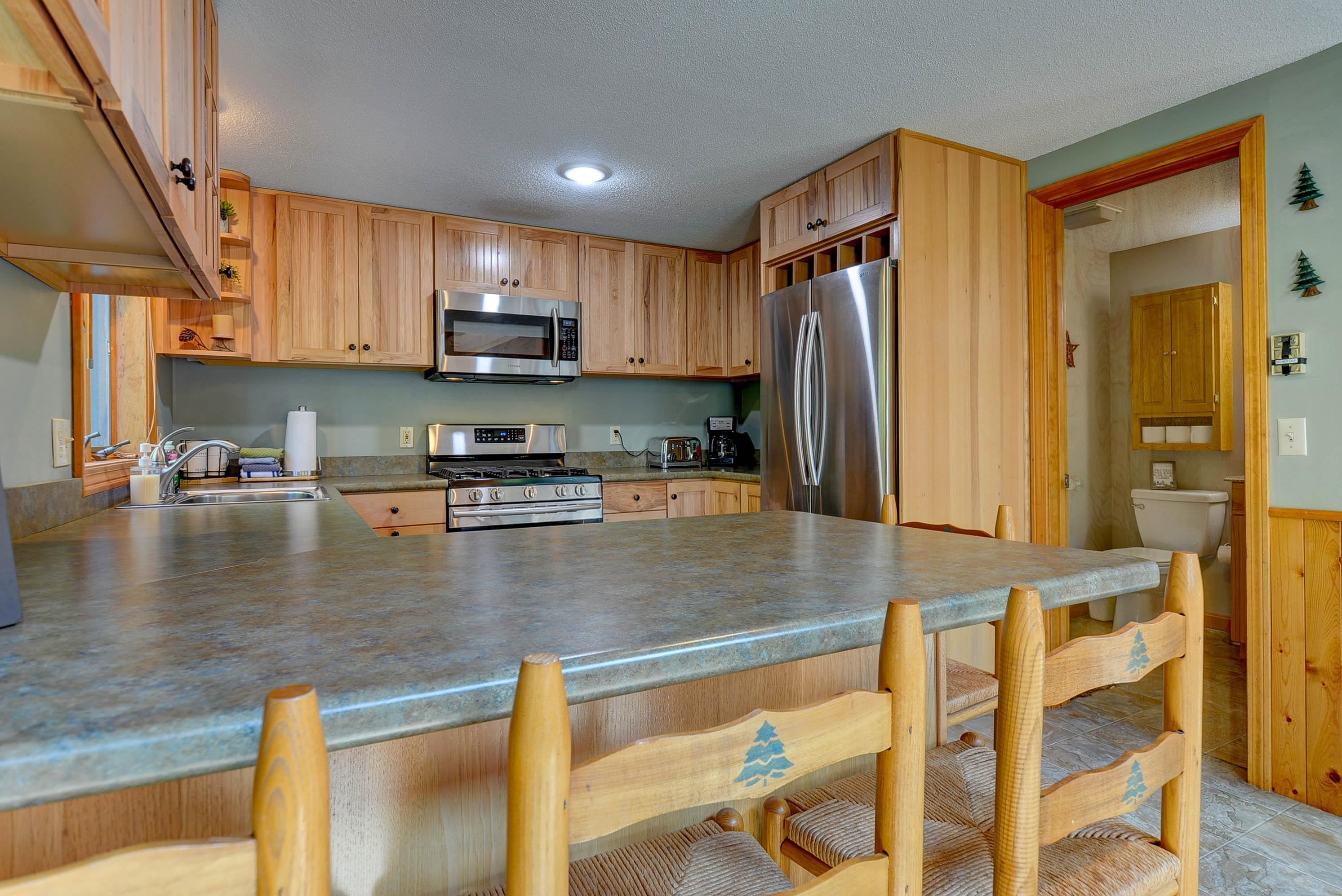 38 Iron Ledge Road Bartlett, NH 03838 - Photo 8 of 40