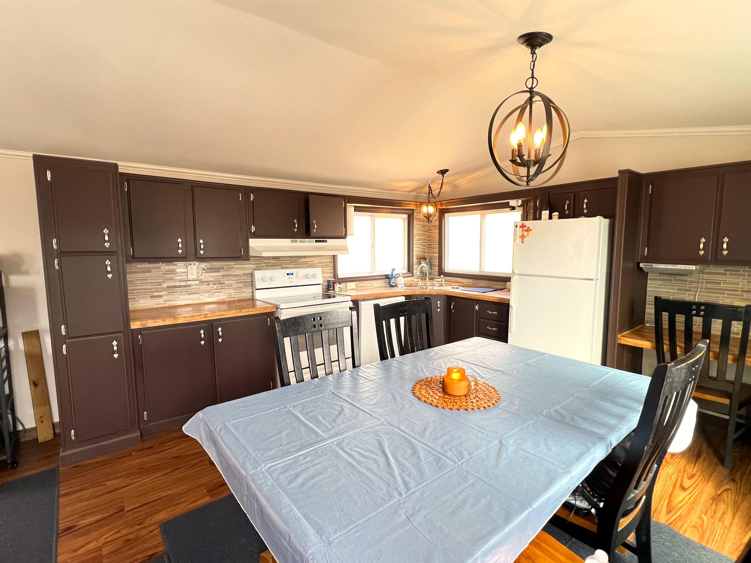 47 Fogg Road Epping, NH 03042 - Photo 4 of 32