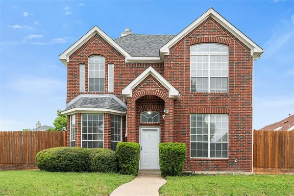 $319,000 | 1401 Post Oak Drive, Rowlett, TX 75089
