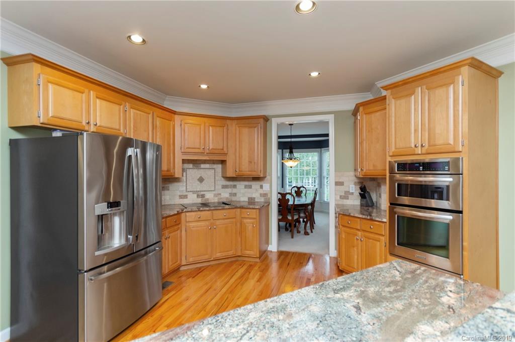 12115 Farnborough Road Huntersville, NC 28078 - Photo 7 of 32 Gallery Image 7