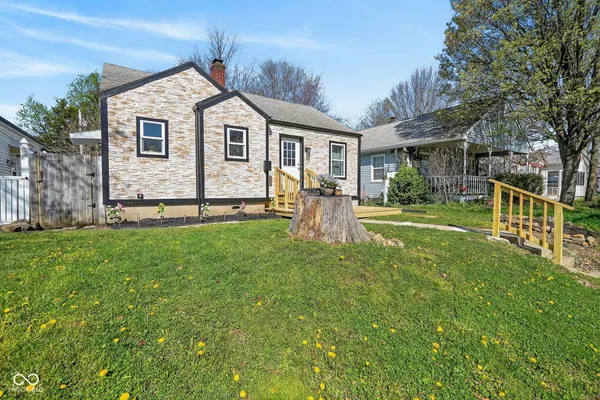 $189,000 | 132 South 7th Avenue, Beech Grove, IN 46107