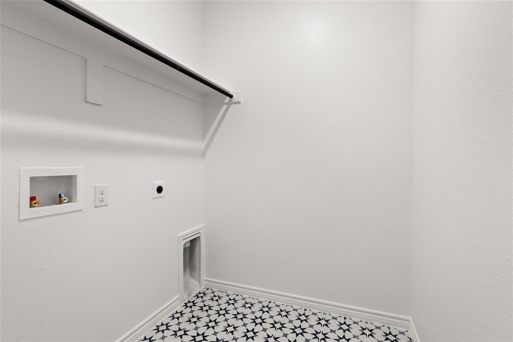 418 Comanche Drive Cleburne, TX 76033 - Photo 29 of 40 418 ComancheUtility1