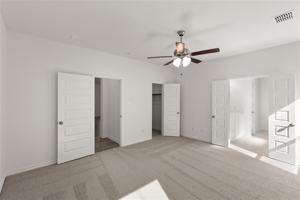 418 Comanche Drive Cleburne, TX 76033 - Photo 32 of 40 418 ComanchePrimary Suite2