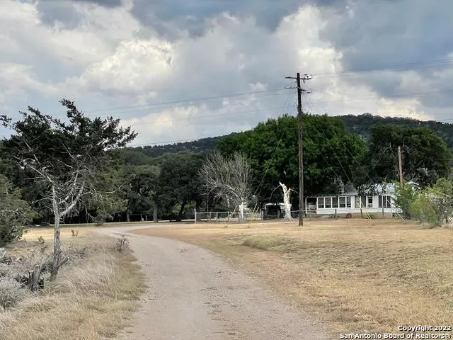 $989,000 | 326 Rocky Creek Road, Medina, TX 78055