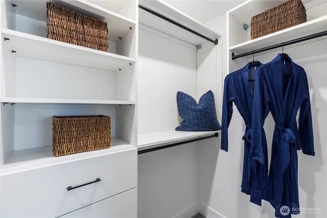 $819,950 | 32189 Pacific Avenue, Black Diamond, WA 98010