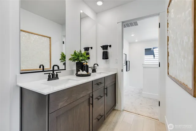 $819,950 | 32189 Pacific Avenue, Black Diamond, WA 98010