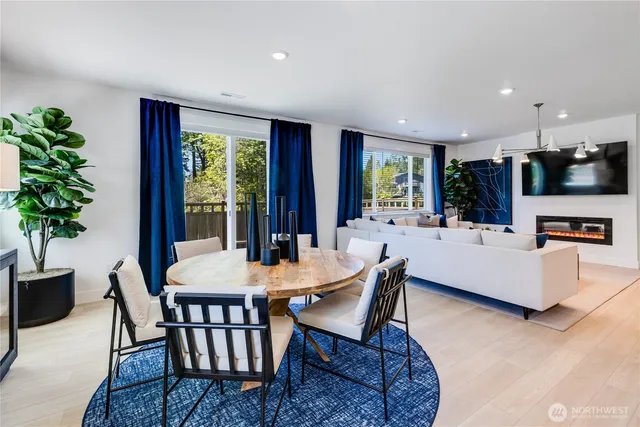 $819,950 | 32189 Pacific Avenue, Black Diamond, WA 98010