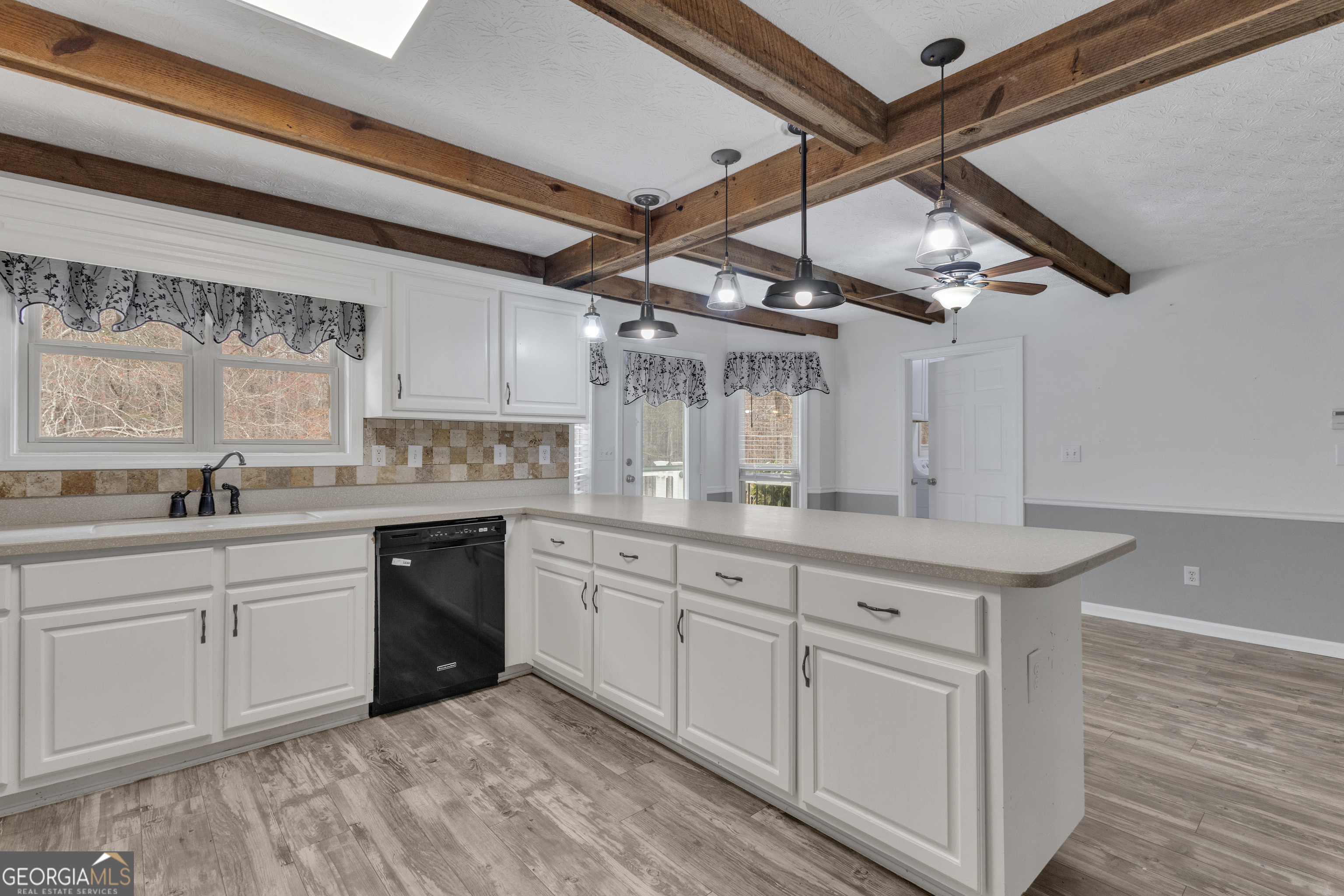 130 Brooklet Way Brooks, GA 30205 - Photo 11 of 94