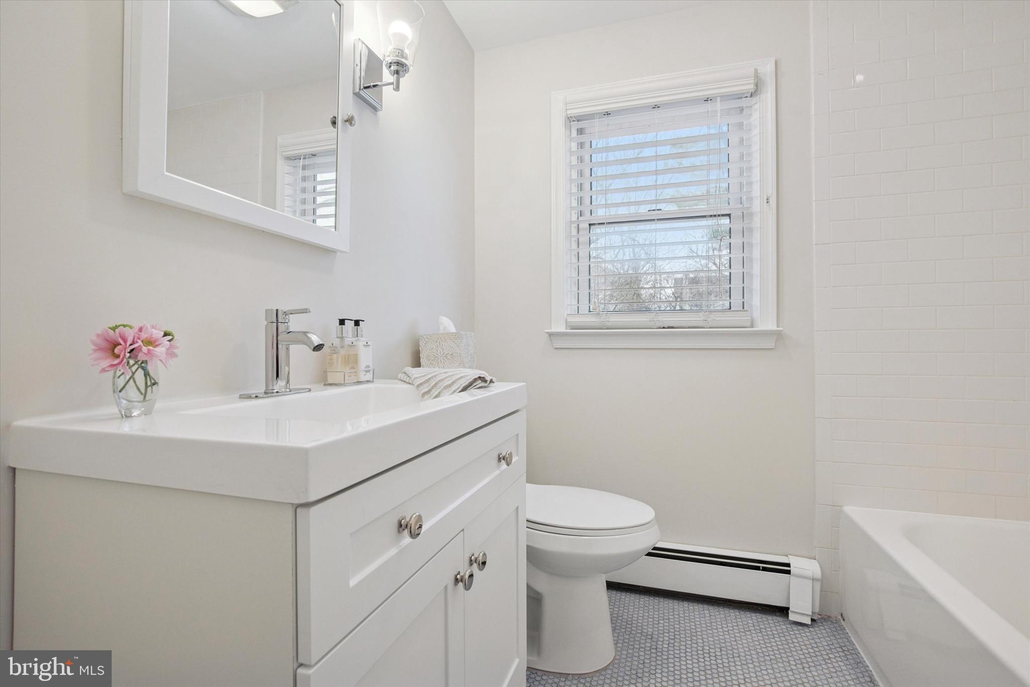 216 South Valley Forge Road Devon, PA 19333 - Photo 19 of 26 Full Hall Bathroom - Upstairs