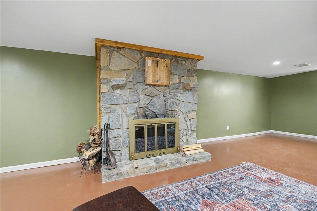 3964 Cloverdale Road Medway, OH 45341 - Photo 11 of 42 Gallery Image 11