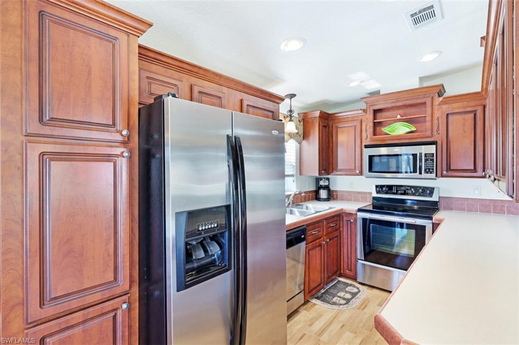 3068 Waterview Point Naples, FL 34120 - Photo 12 of 30 Gallery Image 12