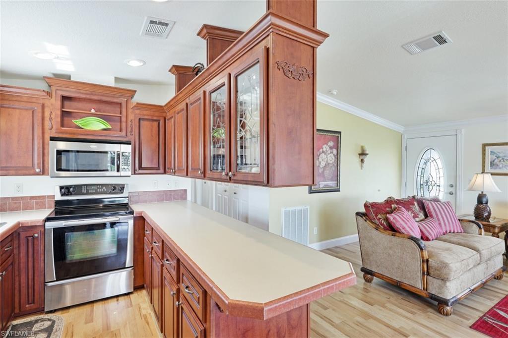 3068 Waterview Point Naples, FL 34120 - Photo 13 of 30 Gallery Image 13