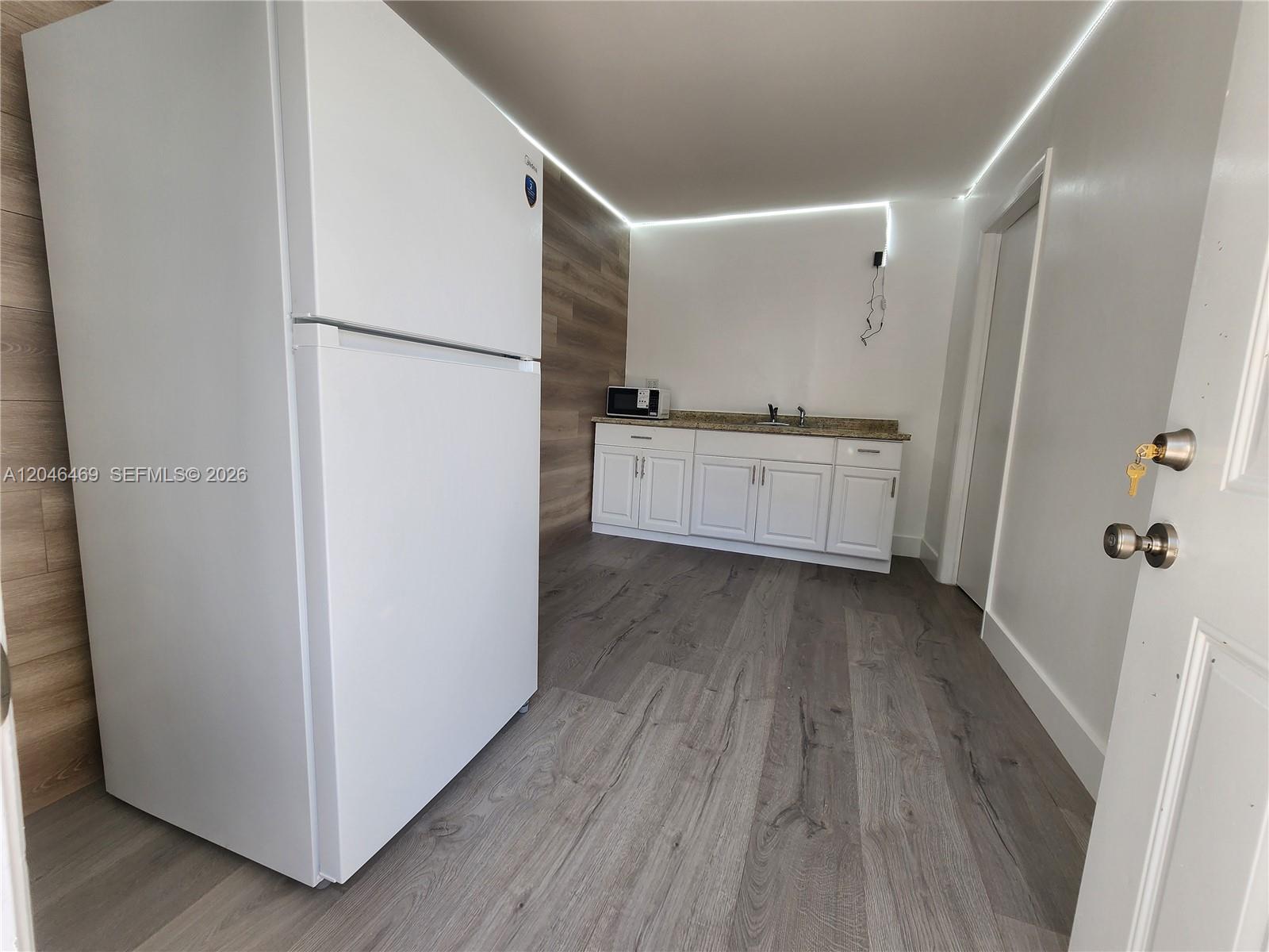 11461 Southwest 197th Street, Unit A Miami, FL 33157 - Photo 5 of 14