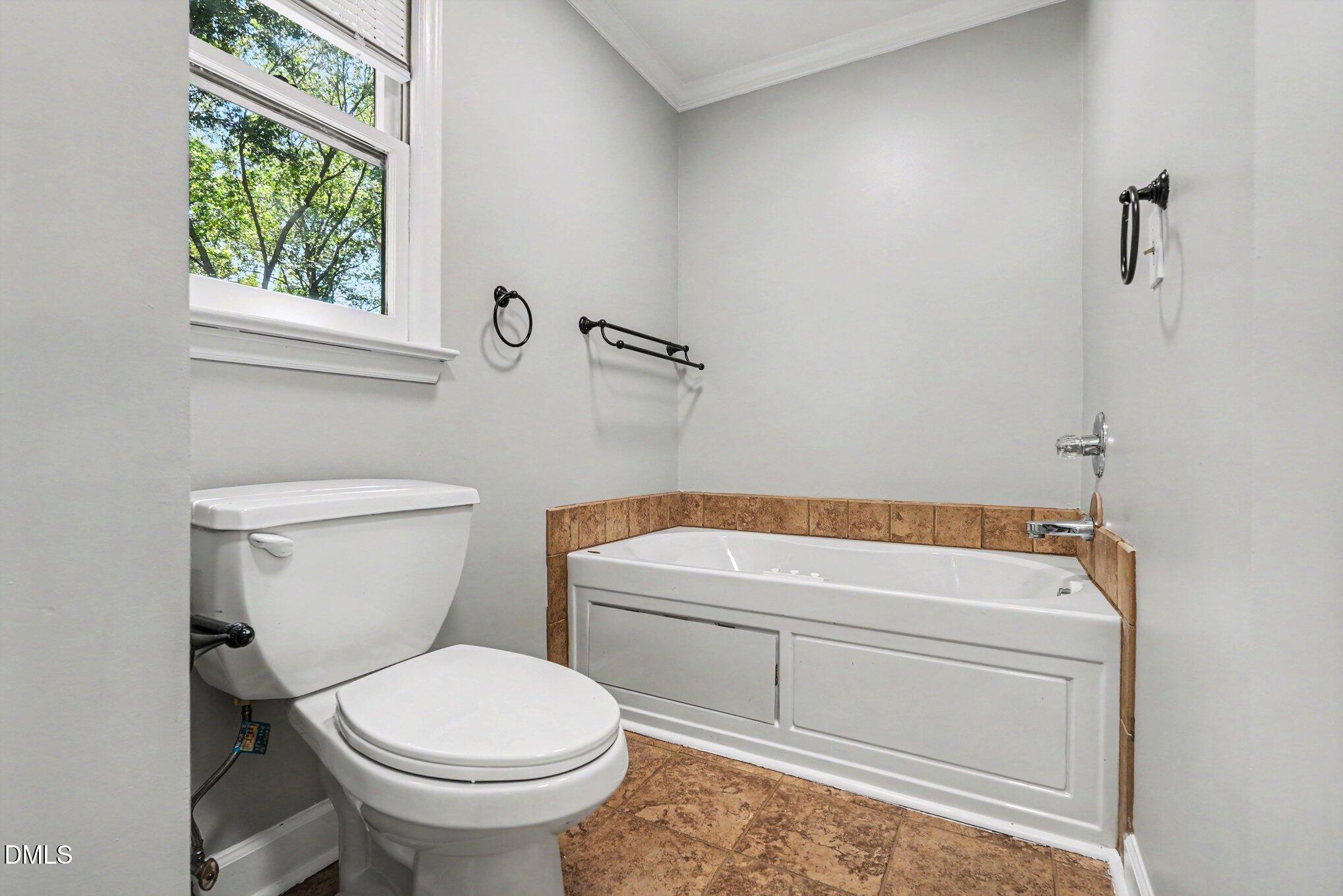 6016 Hampton Ridge Road Raleigh, NC 27603 - Photo 23 of 32 023_file_5423