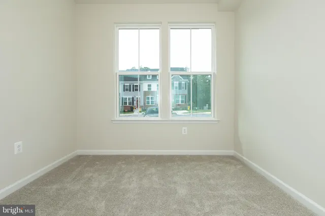 $2,950 | 180 Woodgate Circle, Unit CLARENDON3, Pasadena, MD 21122