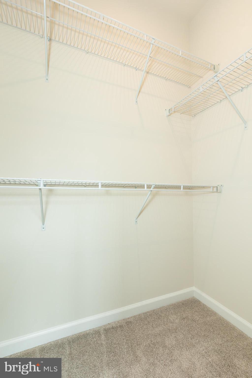 180 Woodgate Circle, Unit CLARENDON3 Pasadena, MD 21122 - Photo 13 of 47 a view of small space