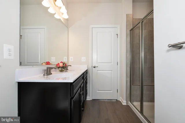 $2,950 | 180 Woodgate Circle, Unit CLARENDON3, Pasadena, MD 21122