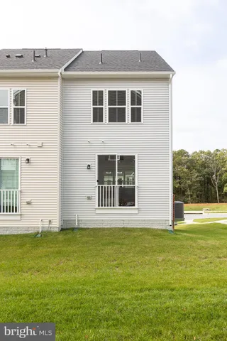 $2,950 | 180 Woodgate Circle, Unit CLARENDON3, Pasadena, MD 21122