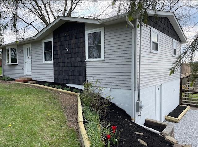 93 Church Road Eighty Four, PA 15330 - Photo 5 of 14 a view of a house with a yard