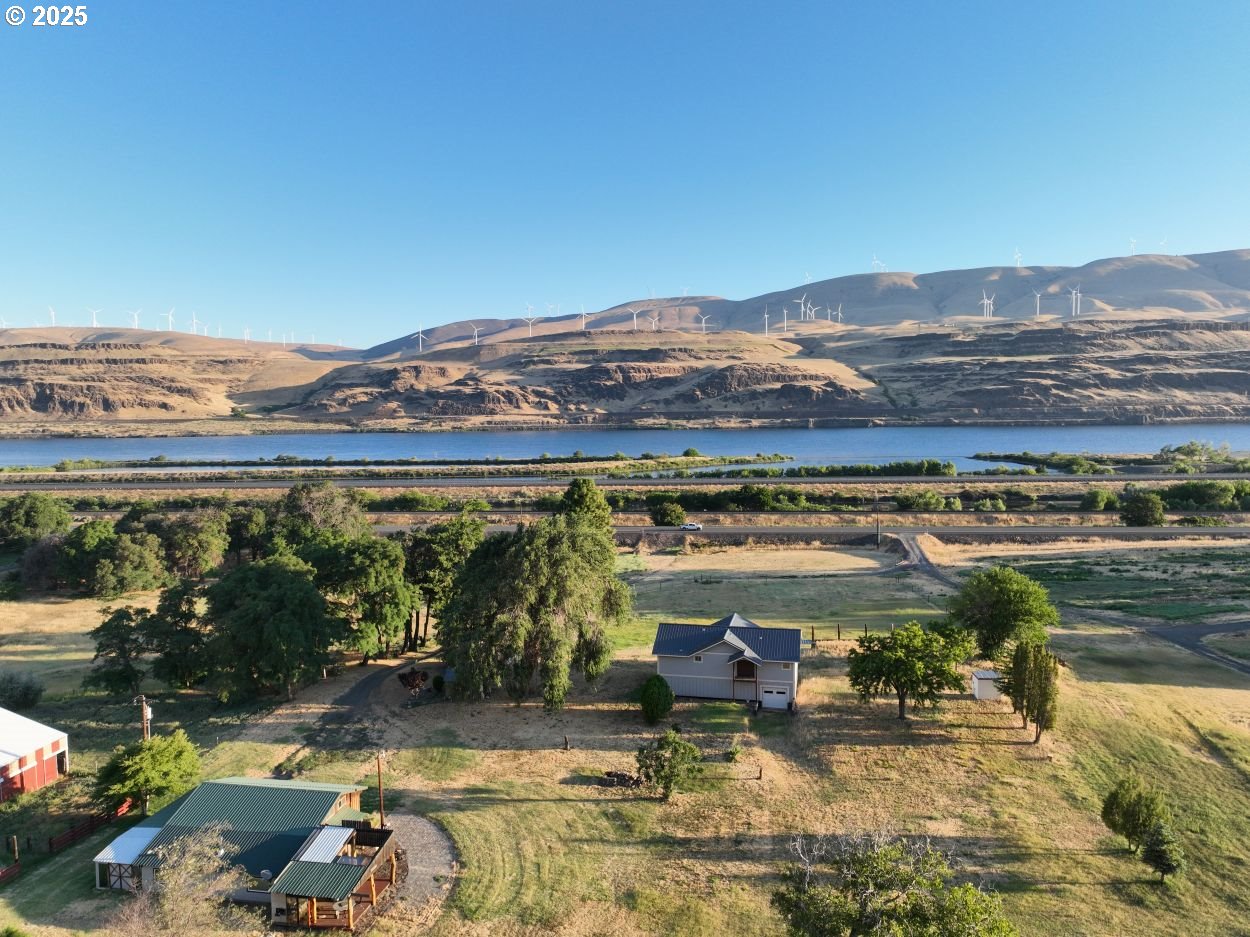 820 Biggs Rufus Highway Rufus, OR 97050 - Photo 14 of 47