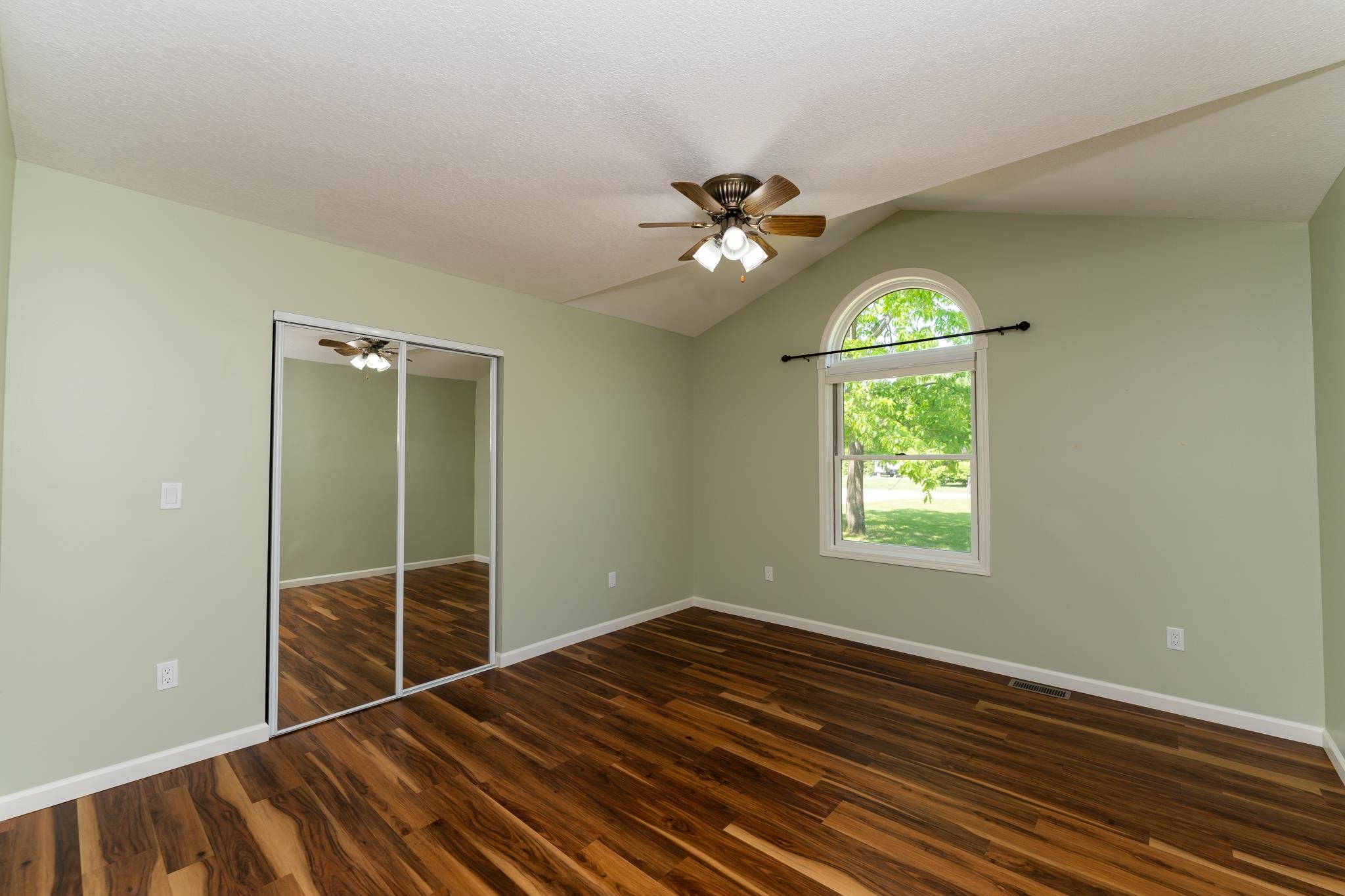 5121 East Chip Cove Road Mount Pleasant, MI 48858 - Photo 9 of 36