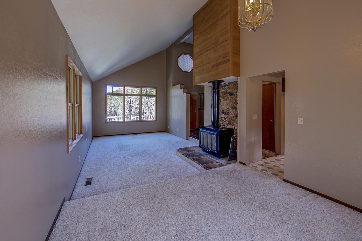 6475 Old Stage Road Central Point, OR 97502 - Photo 12 of 32 Additional Photo