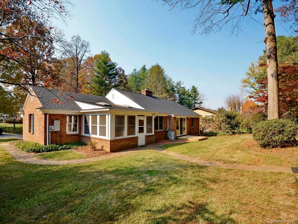 303 Balsam Road, Unit 12 Hendersonville, NC 28792 - Photo 21 of 21 Gallery Image 21