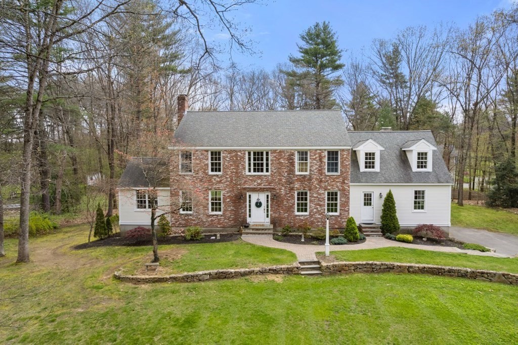 108 Ford Road Sudbury, MA 01776 - Photo 1 of 42 Gallery Image 1