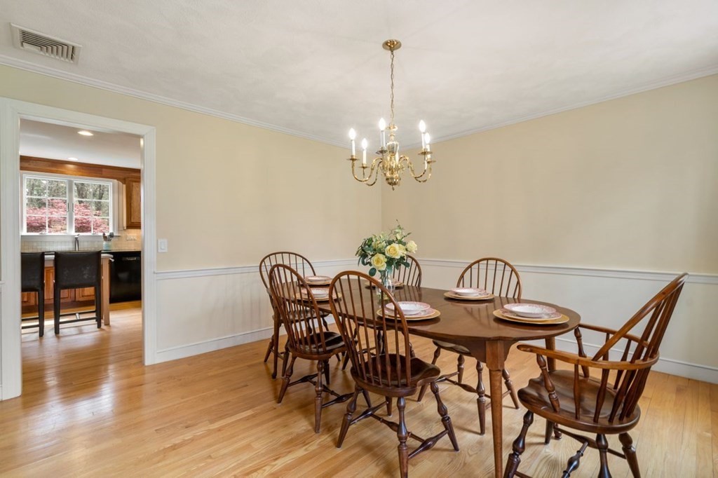 108 Ford Road Sudbury, MA 01776 - Photo 14 of 42 Gallery Image 14