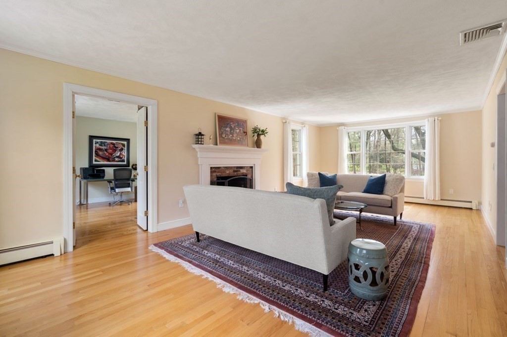 108 Ford Road Sudbury, MA 01776 - Photo 16 of 42 Gallery Image 16