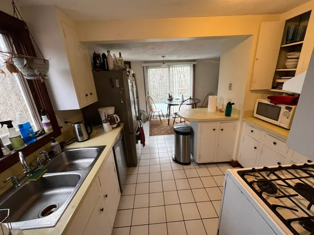 $699,500 | 85 Lebanon Street, Hanover, NH 03755