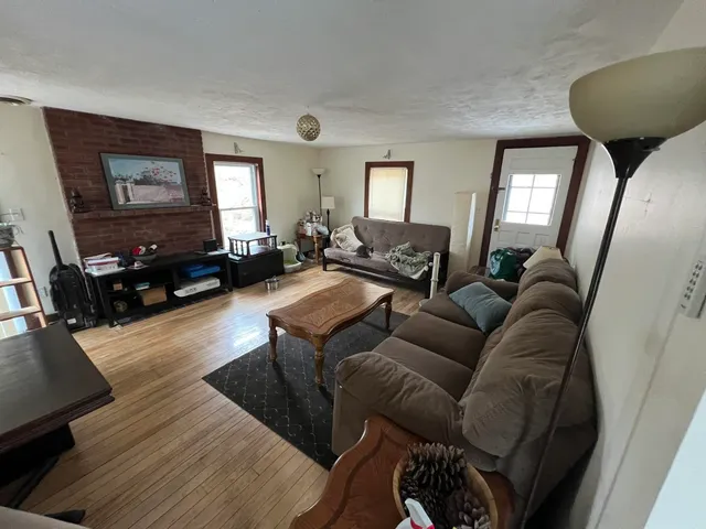 $699,500 | 85 Lebanon Street, Hanover, NH 03755