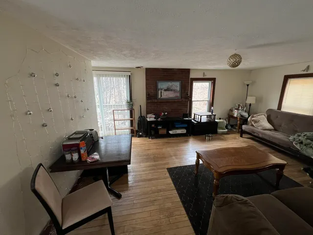 $699,500 | 85 Lebanon Street, Hanover, NH 03755